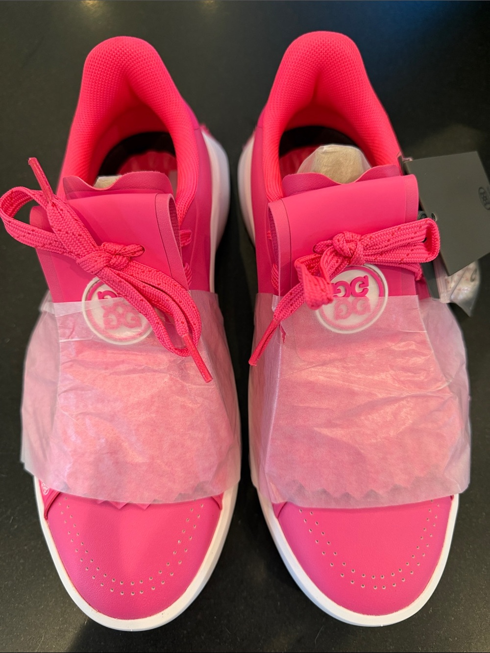 G/FORE Women's G.112 Kiltie Golf Shoe in Knockout Pink